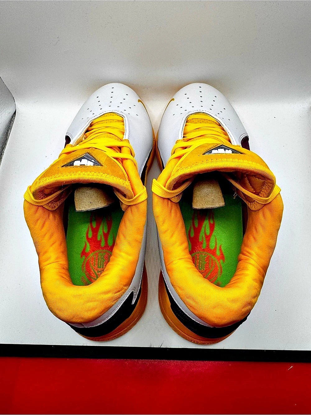 Nike LeBron 22 XXII HS SMU Promo Sample White Deep Maroon Gold Sz 8.5 PE Box