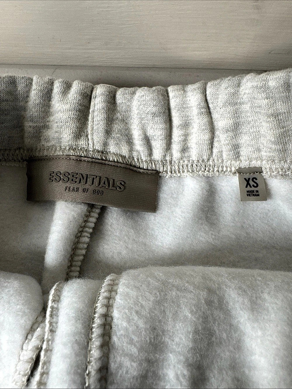 Fear of God Essentials Classic Fleece Sweatpants Heather Gray XS - New With Tags