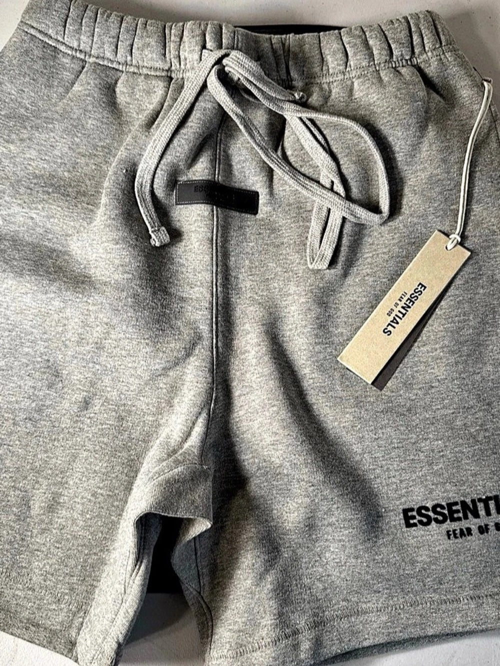 Fear of God Essentials Fleece Shorts Dark Oatmeal XS - New With Tags (160BT212013F)