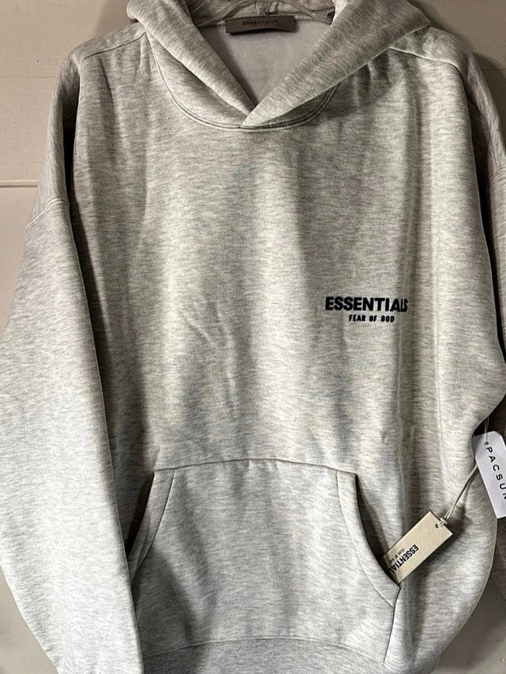 Fear of God Essentials Pullover Hoodie Light Oatmeal L - New With Tags (192SU224417F)