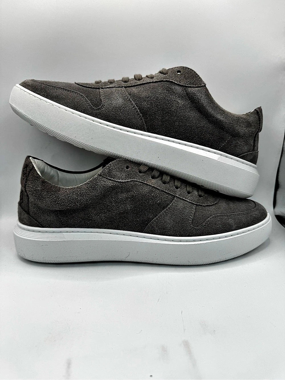 Herno Suede Low-Top Sneakers Gray & White EU 42