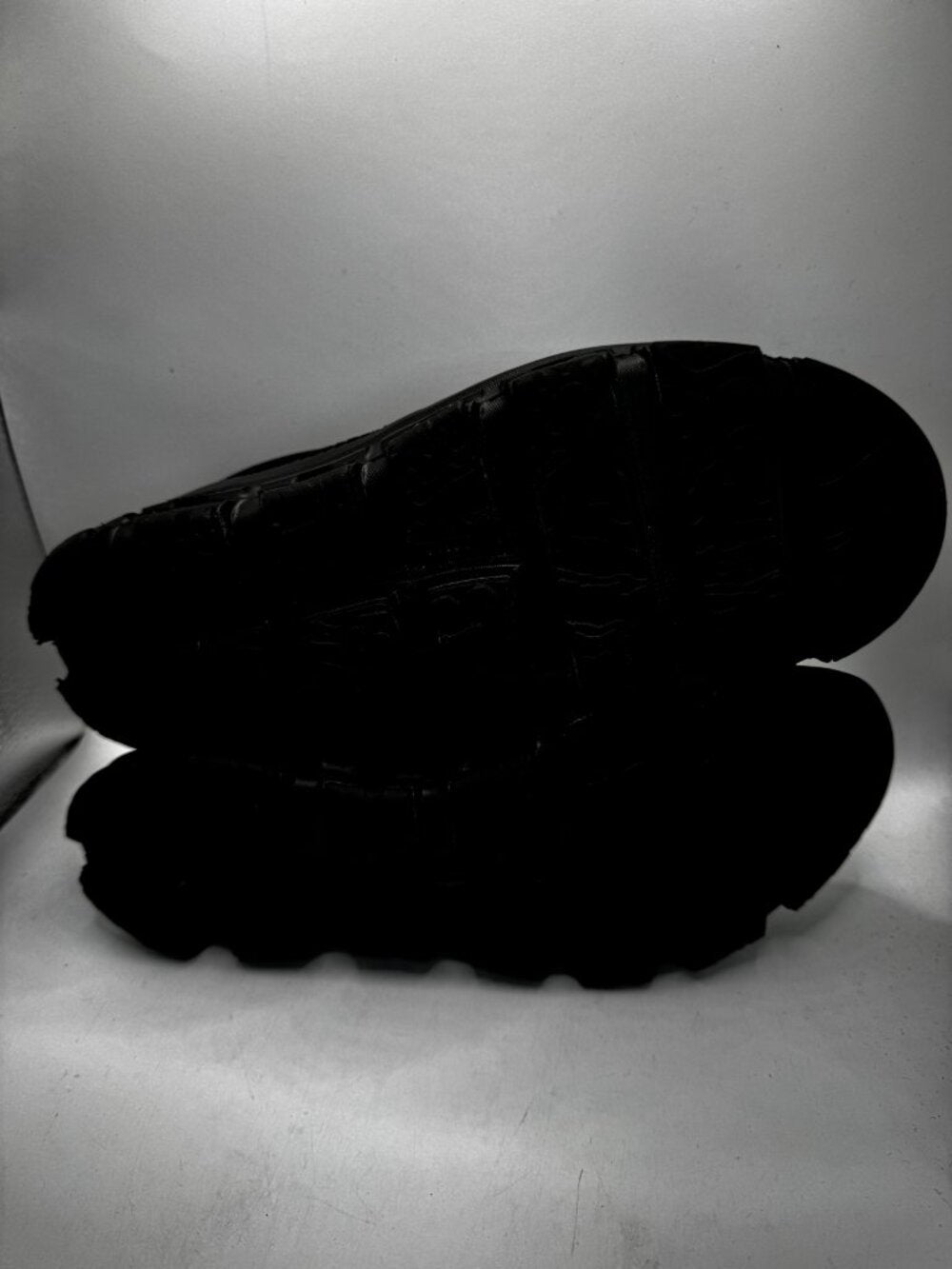 On Running Cloudaway All Black Women's US 9 NWT