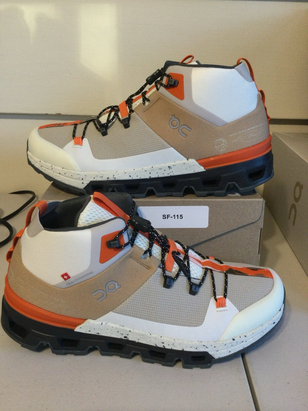 On Running Cloudtrax Mid-Top Hiking Sneaker Chalk/Ivory Orange US 7.5