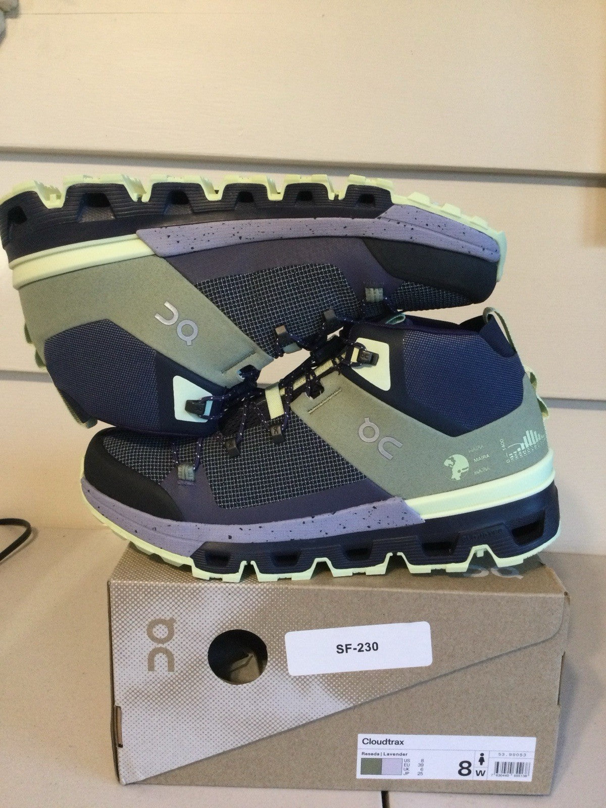 On Running Cloudtrax Mid Hiking Boot Lavender & Olive Green Women's US 8