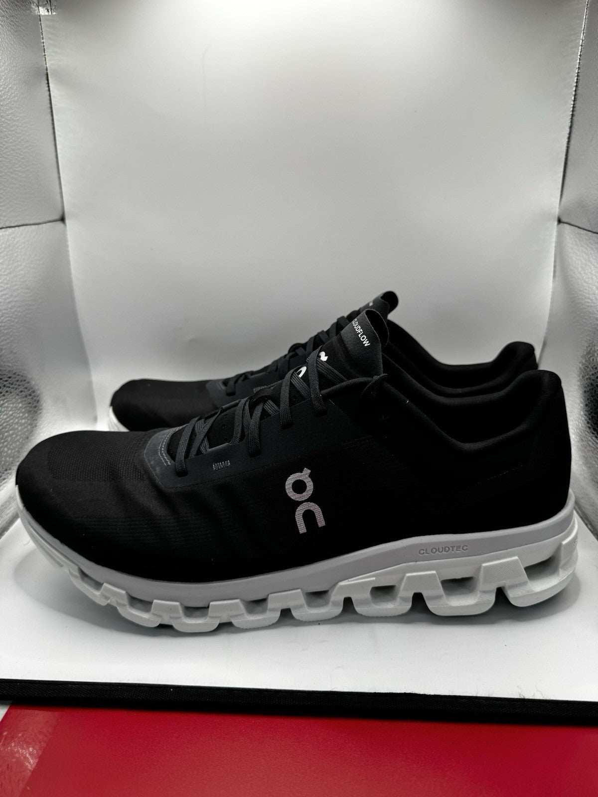 On Running Cloudflow 4 Athletic Shoes Black & White US 14