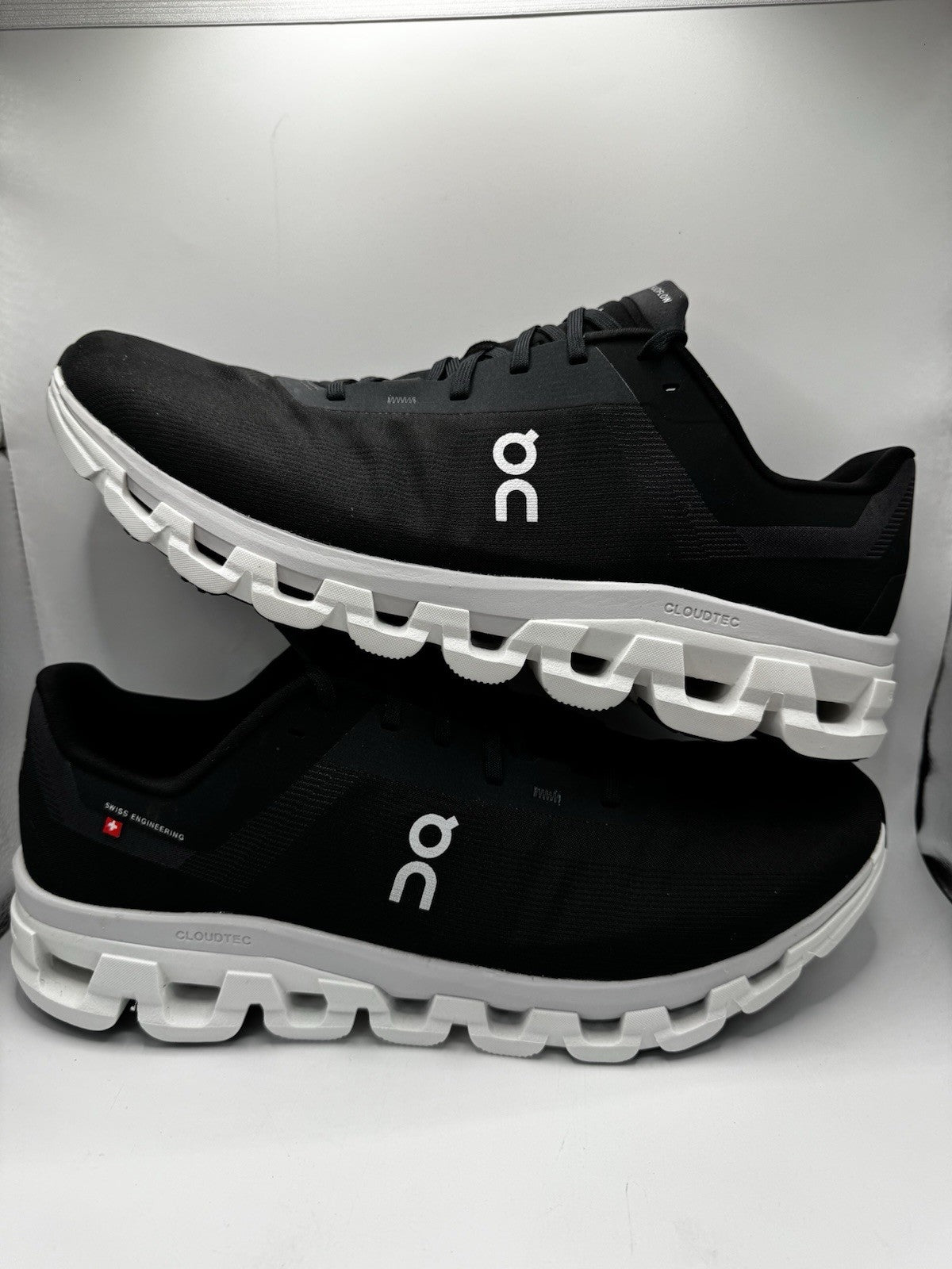 On Running Cloudflow 4 Athletic Shoes Black & White US 14