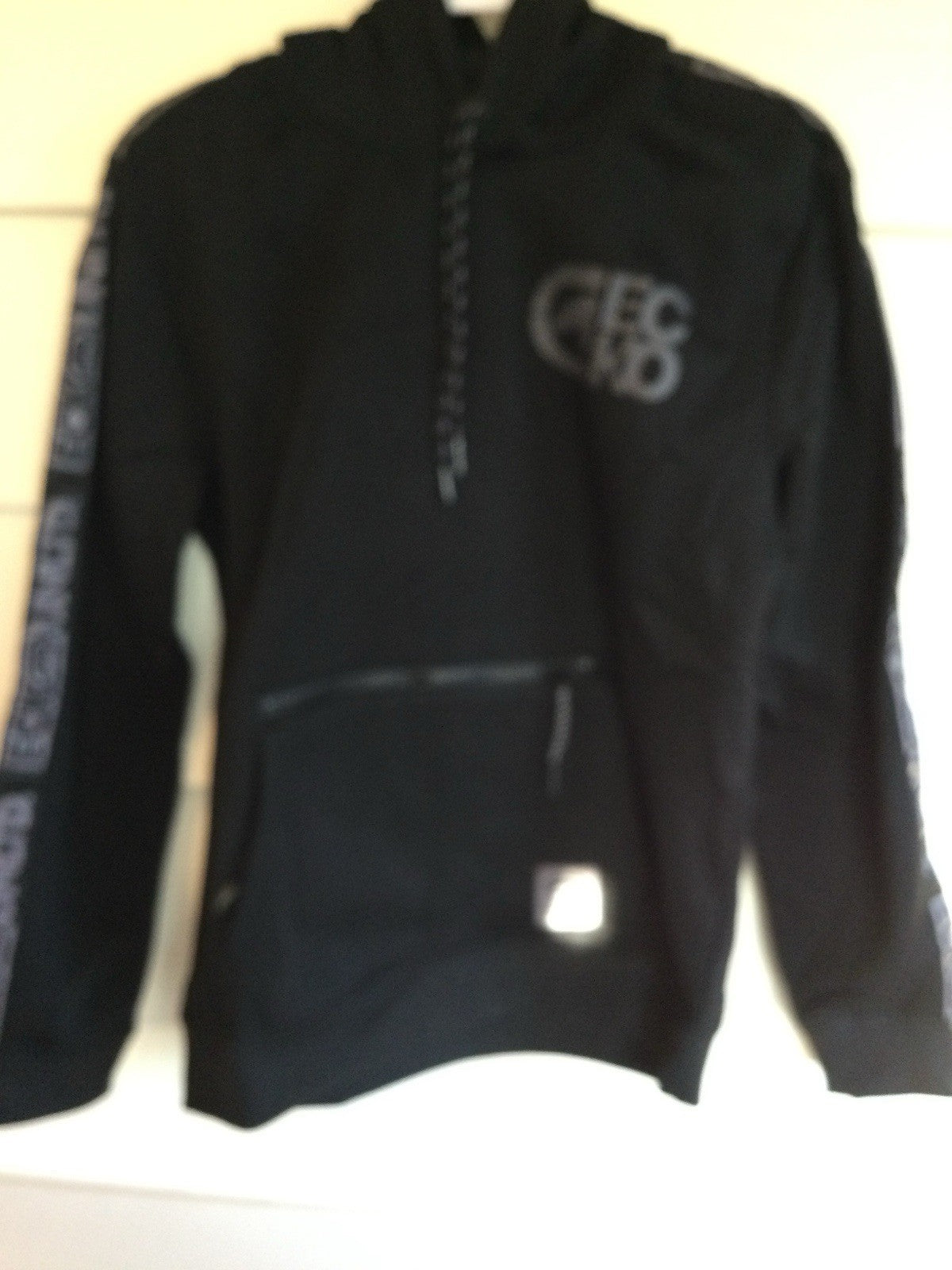 ECKO UNLTD Black Graphic Pullover Hoodie Mens M NWT