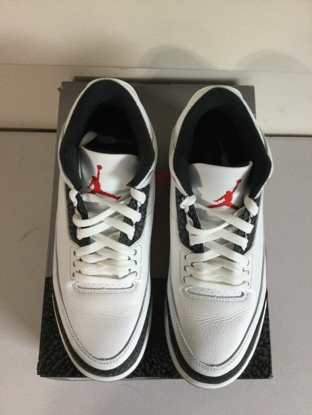 Air Jordan 3 Retro White Cement CT8532-106 Mens US 8.5