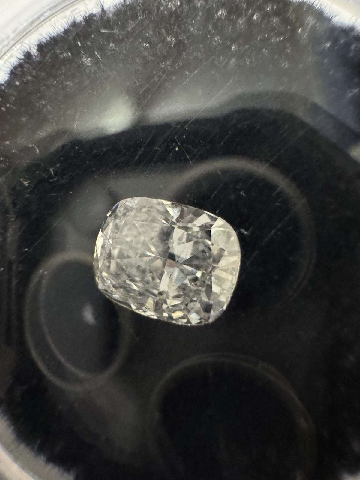 Loose Lab-Grown Diamond 1.07 Ct Cushion D VS1 IGI Certified LG694525322