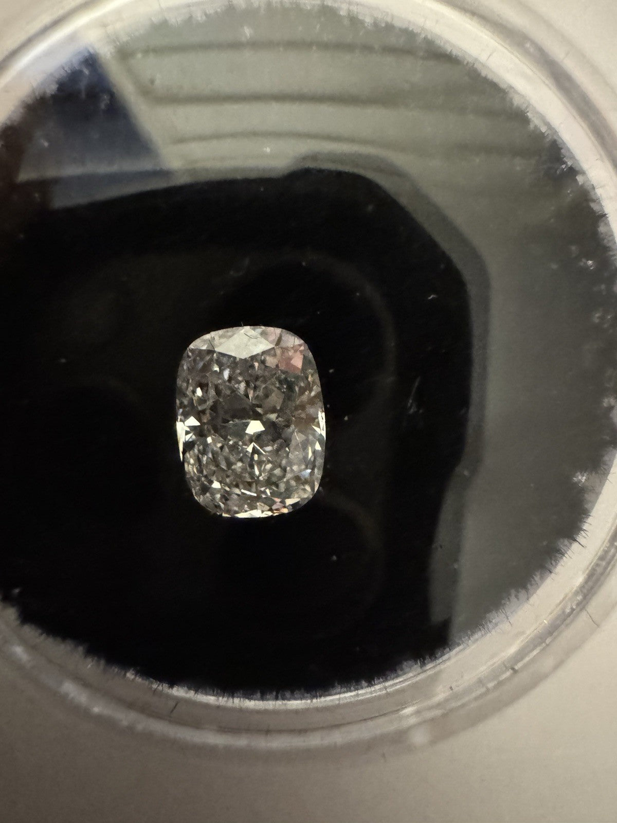 Loose Lab-Grown Diamond 1.01 Ct Cushion D VS1 IGI Certified LG696504683