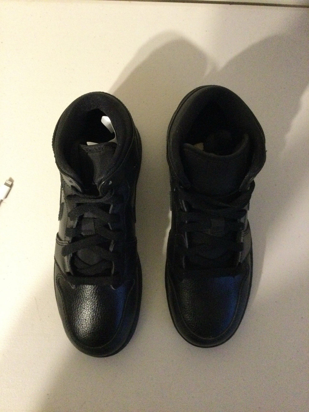 Air Jordan 1 Mid Black Kids 5.5Y