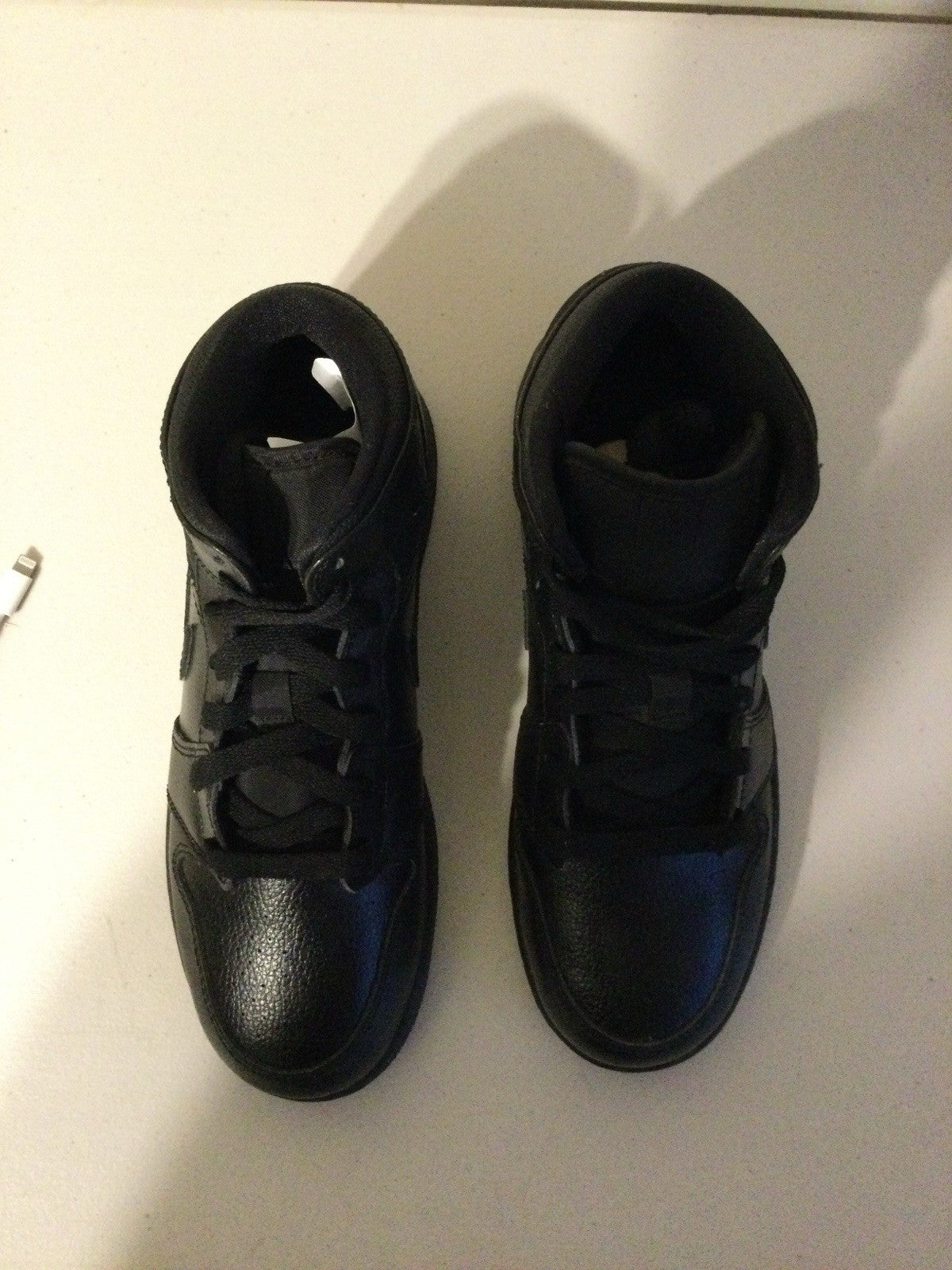 Air Jordan 1 Mid Black Kids 5.5Y