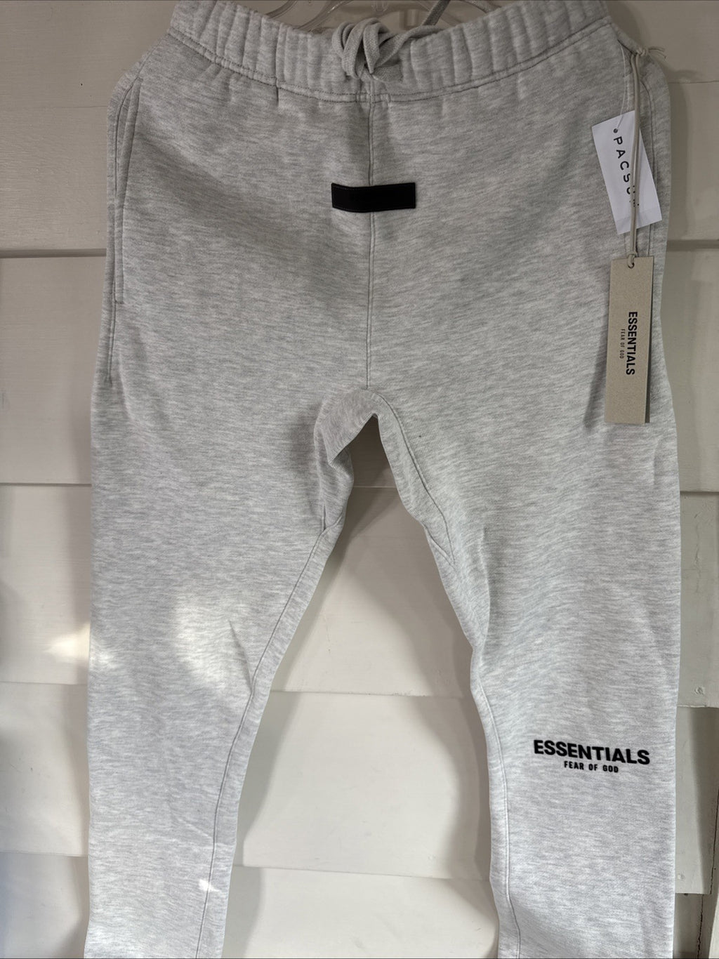 Fear of God Essentials Sweatpants Light Oatmeal XXS - New With Tags