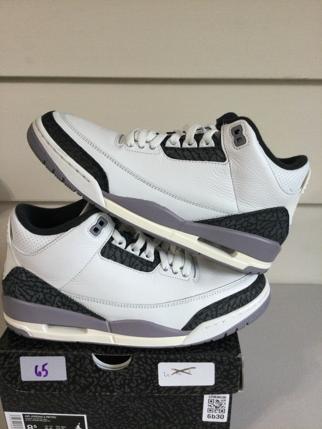 Air Jordan 3 Retro White Cement CT8532-106 Mens US 8.5