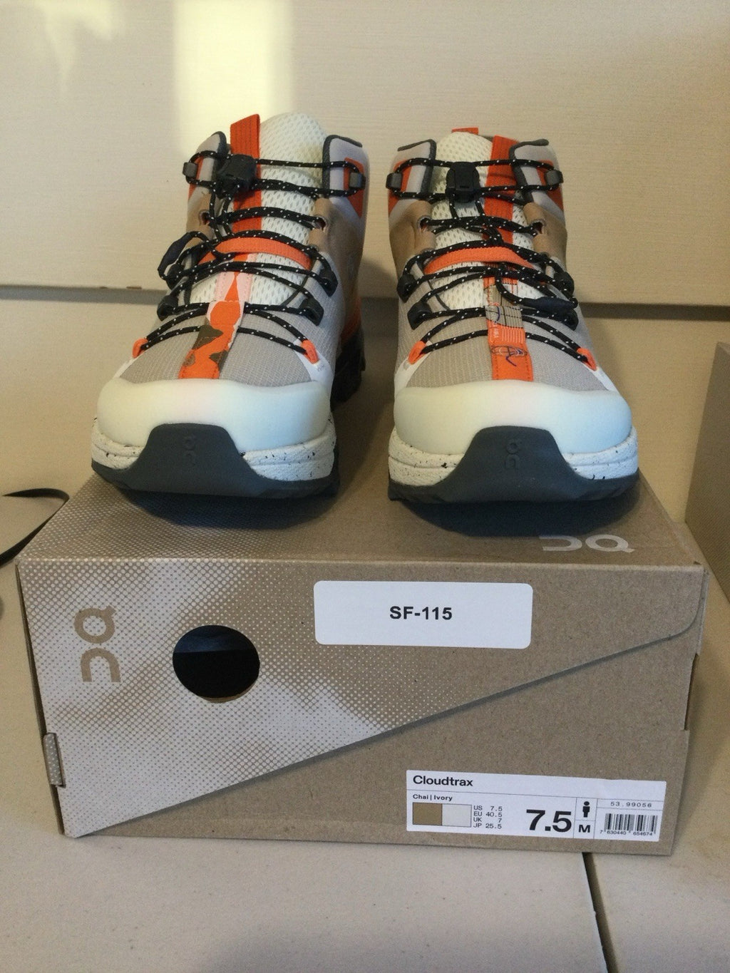 On Running Cloudtrax Mid-Top Hiking Sneaker Chalk/Ivory Orange US 7.5